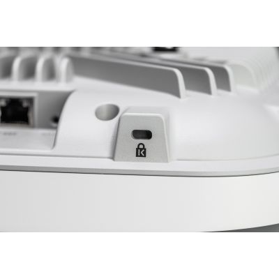 4. LANCOM LX-7300 (Bulk 5) 9300 Mbit/s White PoE Support