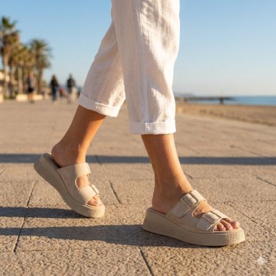 7. Beige leather wedge sandals Vinceza 88045