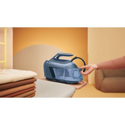 64. Philips PerfectCare 6000 Series PSG6042/20 Steam Generator Iron