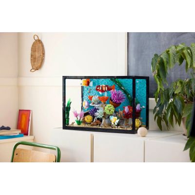 16. LEGO 10366 Icons - Tropical Aquarium