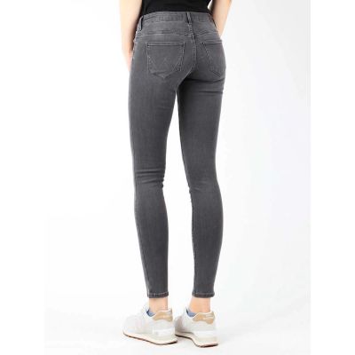 6. Wrangler Skinny Ash Jeans W28KLX86O