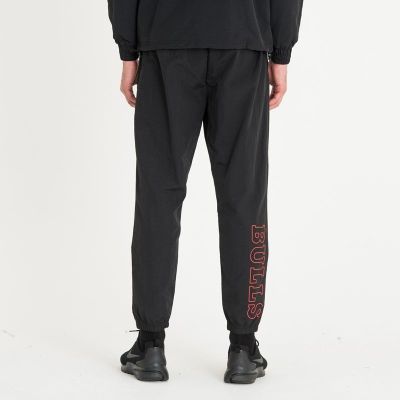 3. Men's New Era NBA Chicago Bulls Black Sports Pants - 12123893