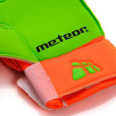 13. Meteor Catch Goalkeeper Gloves 03601-03606