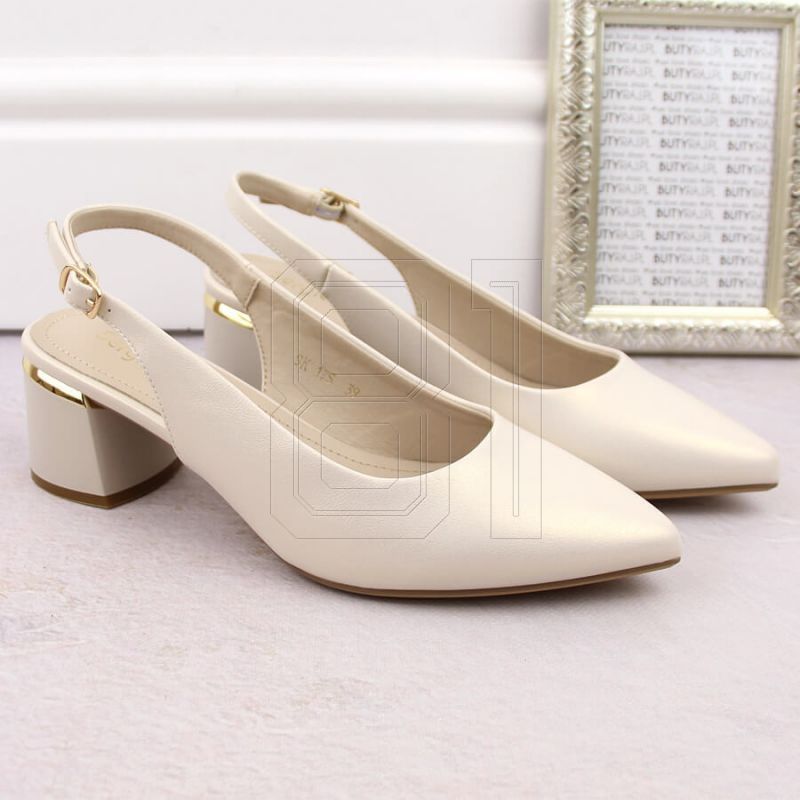 7. Elegant full Sergio Leone W SK439B pearl sandals
