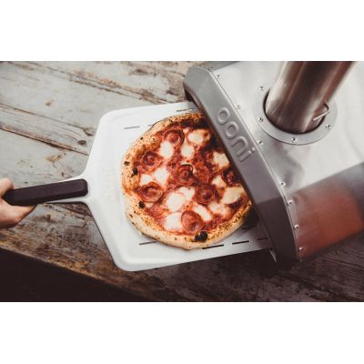 10. Ooni Karu 12 Pizza Oven