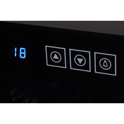 23. ADLER AD 8083 wine refrigerator