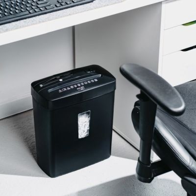 14. ADLER AD 1037b document shredder black