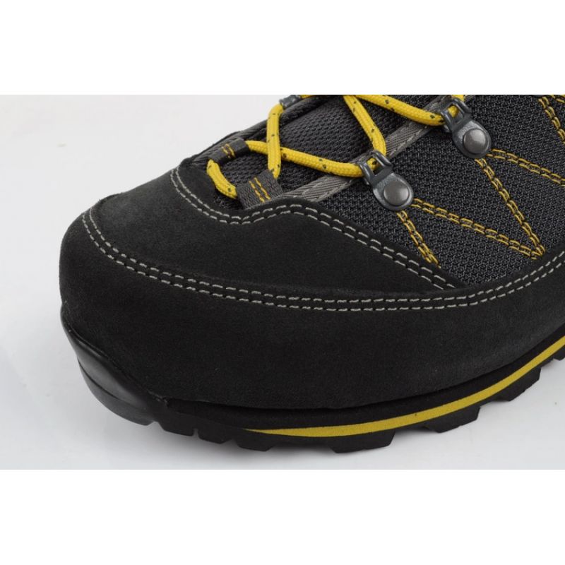 11. Aku Trekker Lite III Gore-tex M 977491 shoes