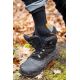 3. Men's snow boots, size 43