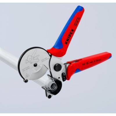 31. KNIPEX PIPE CUTTER FOR COMPOSITE AND PLASTIC PIPES