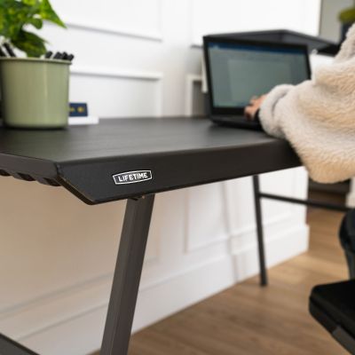 28. LIFETIME FOLDING DESK 152CM 80957