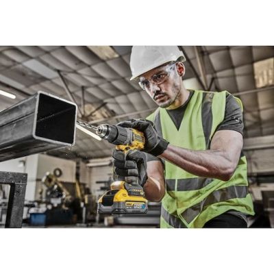 10. 18V XR DeWalt Impact Drill/Driver