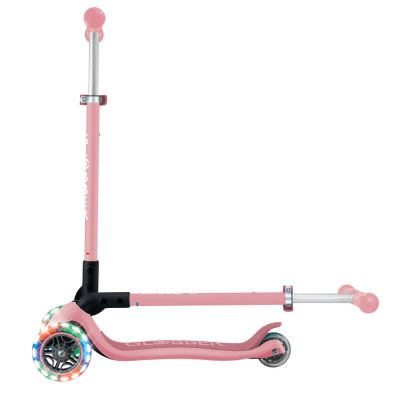 13. PRIMO FOLDABLE LIGHTS 3-Wheel Scooter (432-611-4)