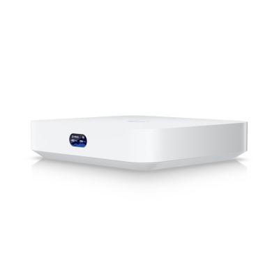 6. Router (Gateway), UniFi Controller, NVR, Switch Ubiquiti UniFi Cloud Gateway Max (UCG-Max-EU)