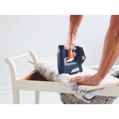 9. Rapid BTX530 Battery-Operated Nail/Staple Gun