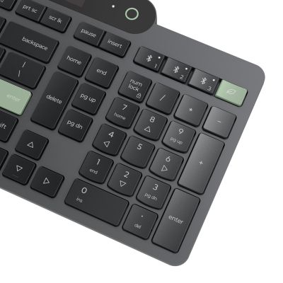 4. Lenovo Self-Charging Bluetooth Keyboard 4Y41R69494