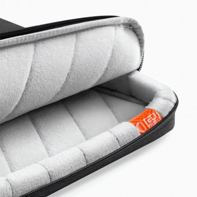 4. Tech-Protect Defender RS Laptop Bag 15-16 - Black