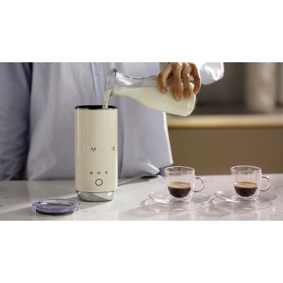 33. SMEG MFF02CREU Milk Frother MFF02CREU