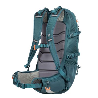 2. Spacious Trekking Backpack Aplinus Fatra II – PO11103