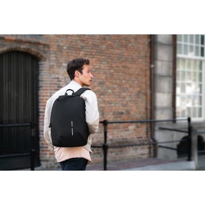41. XD DESIGN ANTI-THEFT BACKPACK BOBBY SOFT BLACK P/N: P705.791