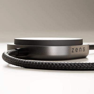 4. ZENS USB CC Pro 2 USB Cable 240W Black