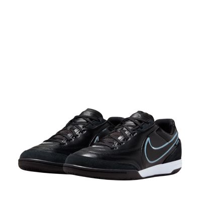 2. Nike Tiempo Streetgato HQ7017 046 football boots