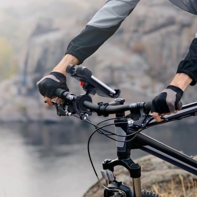 7. Tech-Protect V7 Handlebar Mount - Black