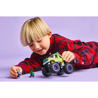 7. LEGO MARVEL 76312 Hulk vs. Thanos Monster Truck