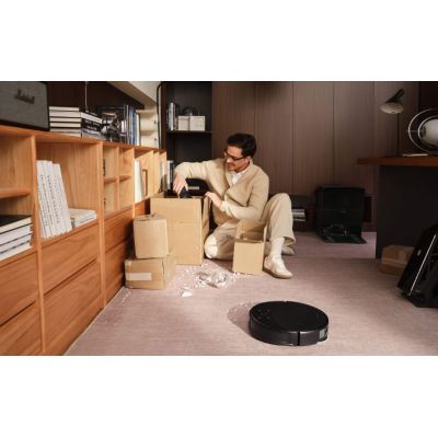 32. Roborock Saros 10R Robot Vacuum Cleaner (Black)