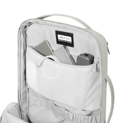 8. XD DESIGN AIR BACKPACK GRAY P706.3219