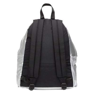 2. Eastpak Day Pak'r Backpack EK0A5BG47Y21 Silver One size