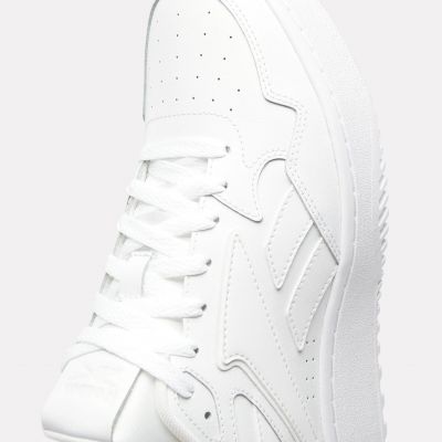 6. Reebok ATR Chill Comfort Footbed M 100200461 shoes