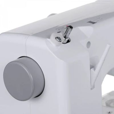 11. Singer M1005 sewing machine