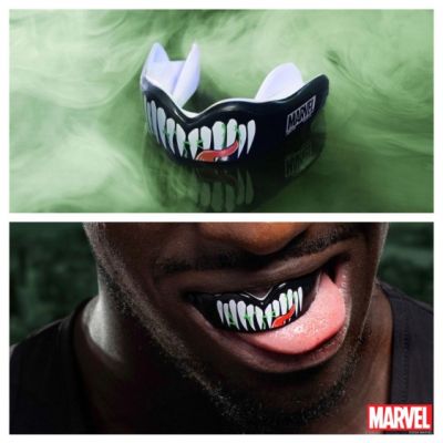 11. OZ-TT "Extro Marvel Deadpool" Mouthguards Red and Black SENIOR