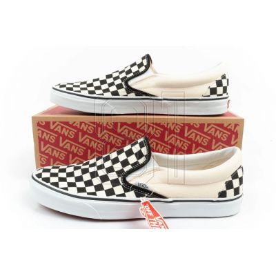 16. Vans Classic Slip-On M VN000EYEBWW1 shoes