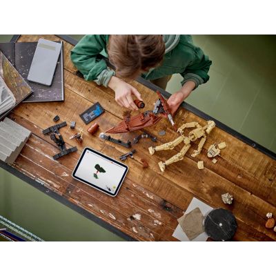 12. LEGO 75428 Star Wars - Battle Droid with STAP Platform