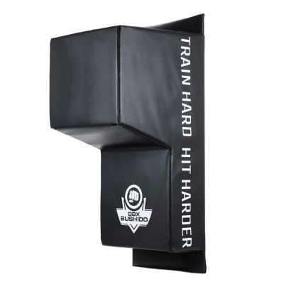 18. Wall-mounted boxing shield DBX-W-10