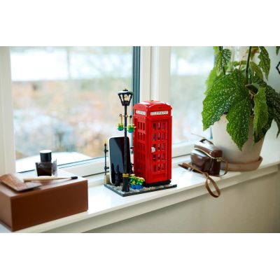 12. Lego 21347 Ideas - Red London Telephone Booth