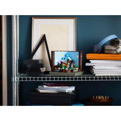 8. LEGO Minecraft 21265 Crafting Table