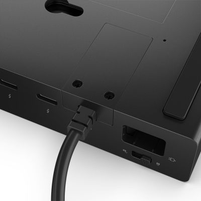 8. Lenovo ThinkPad Thunderbolt 5 Smart Dock 7500 180W Docking Station
