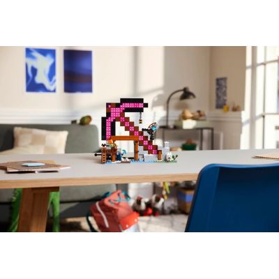 10. LEGO Minecraft 21277 Pickaxe Mine