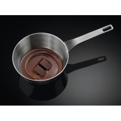 4. ELECTROLUX KDI641723K gas induction hob