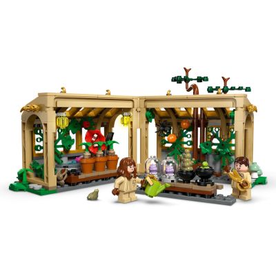 4. LEGO Harry Potter 76445 Hogwarts Castle: Herbology Class