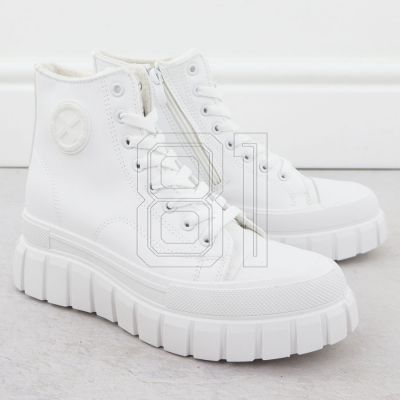 2. NEWS sneakers on the platform W 9152 EVE513