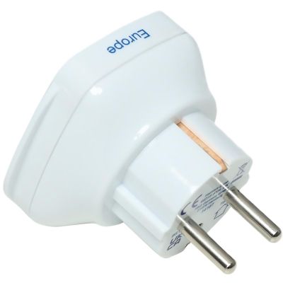 3. TRAVEL BLUE UNIVERSAL WORLD TO SCHUKO TRAVEL ADAPTER