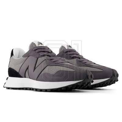 18. New Balance U327MD shoes