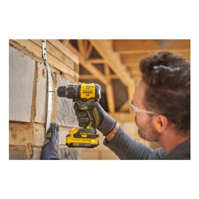 5. Stanley SFMCD716D2T-QW 1900 RPM Drill Central Locking Black, Yellow