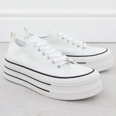 2. NEWS sneakers on the platform W 9156 EVE511