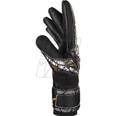 5. Reusch Attrakt Silver NC Finger Support Jr gloves 54 72 250 7740