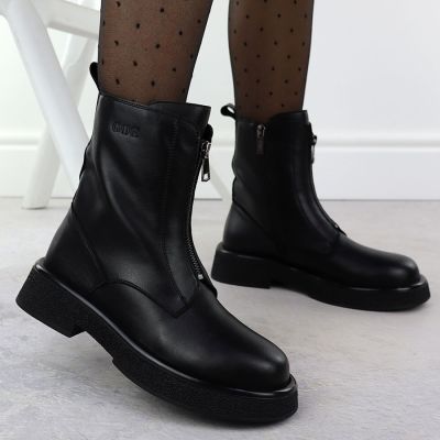5. Women's leather ankle boots, black, Goe SS2N4145